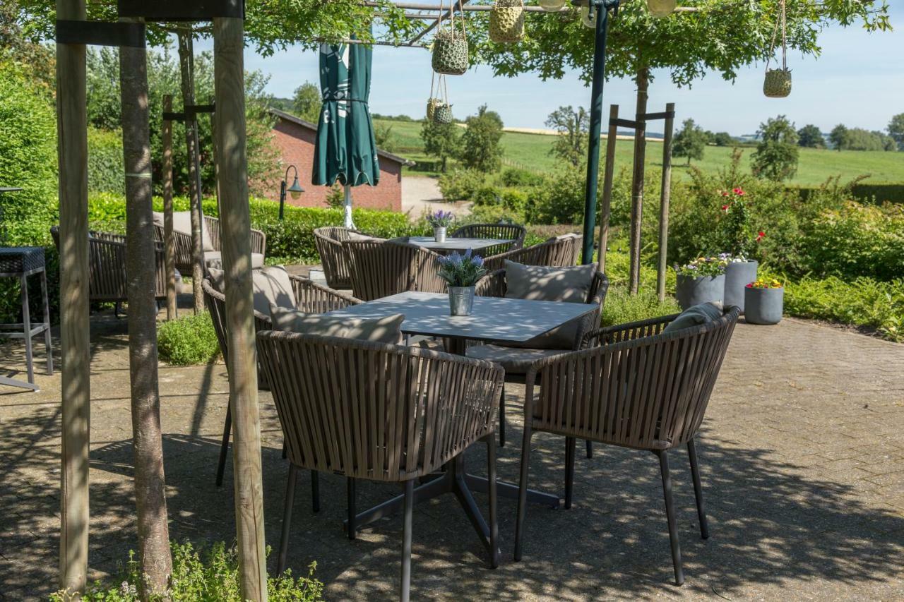 Hotel Berg En Dal Epen Exteriör bild
